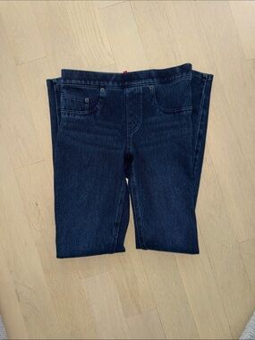 SPANX Dark Indigo Pull-On Jeggings with Red Tag